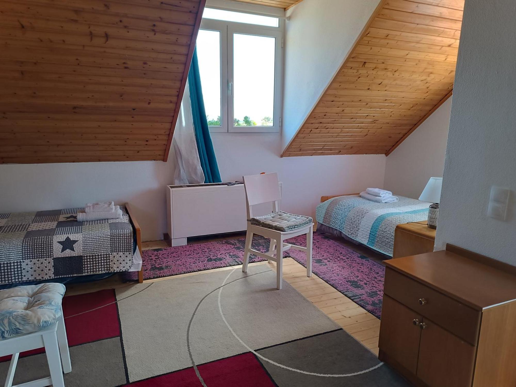Three Artists Cottage Πόρτο Ράφτη Εξωτερικό φωτογραφία